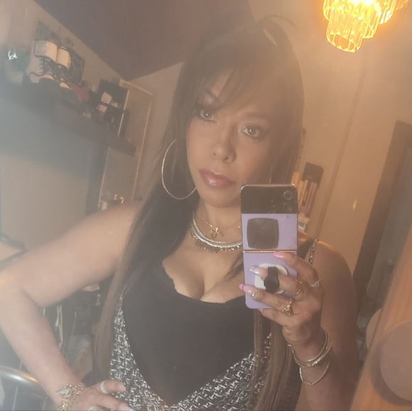 Meet your Posher, Jasmine - Picture 6 of 7